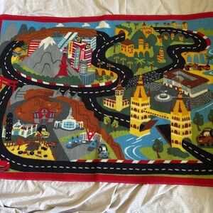 Disney Pixar Cars 2 World Grand Prix Play Rug Lightning McQueen Mater
